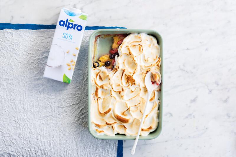 Pudding fruité et meringué