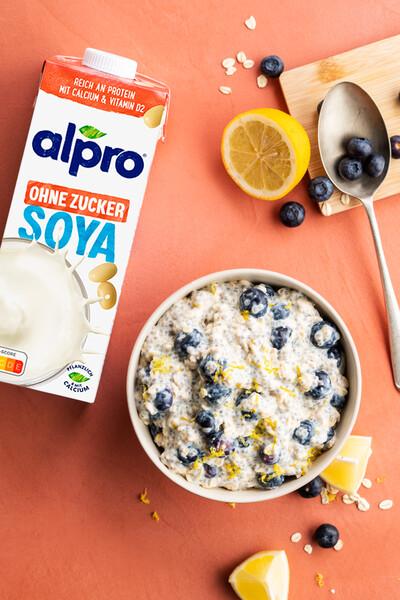 Zitronen und Blaubeer Overnight Oats