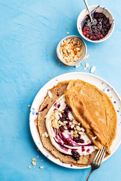 Breakfast berry crêpes