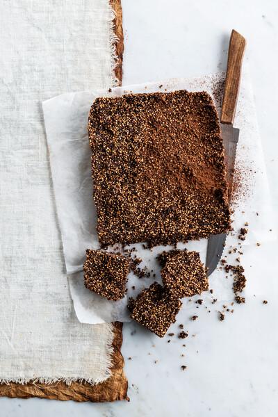 Chocolate taste quinoa pop bar