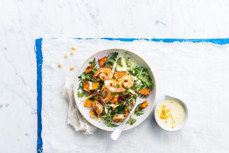 Scampi-Salat mit einem Sommer-Curry-Dressing