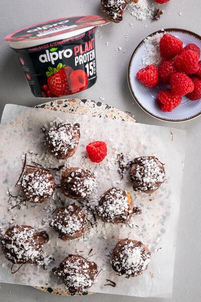 Μπαλίτσες πρωτεΐνης με φρούτα του δάσους