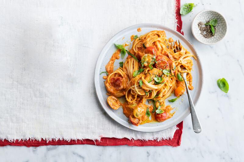 Pasta con salsa de pimiento rojo
